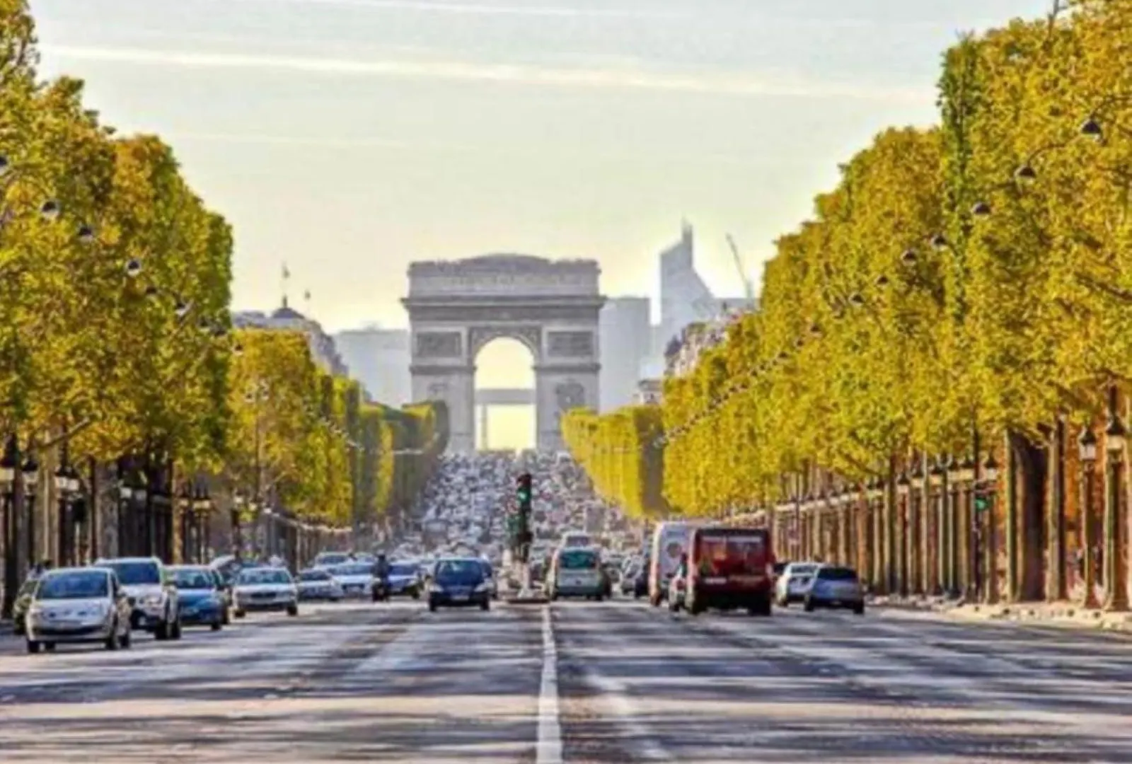 Champs-elysees Lägenhet